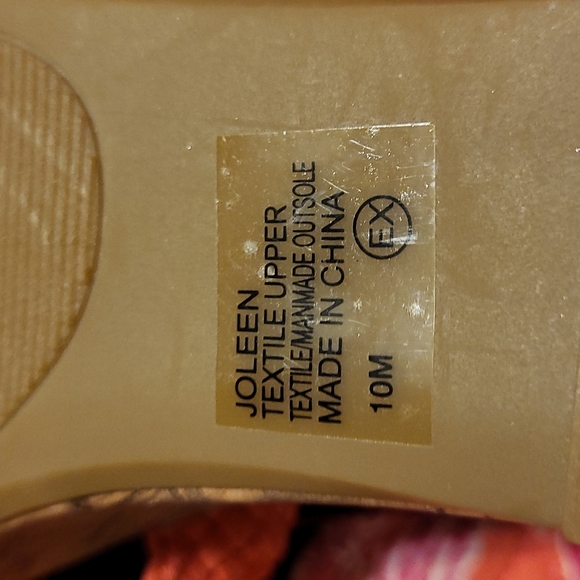 FREE WHEN BUNDLED  .jellypop  salmon colored - Picture 9 of 9